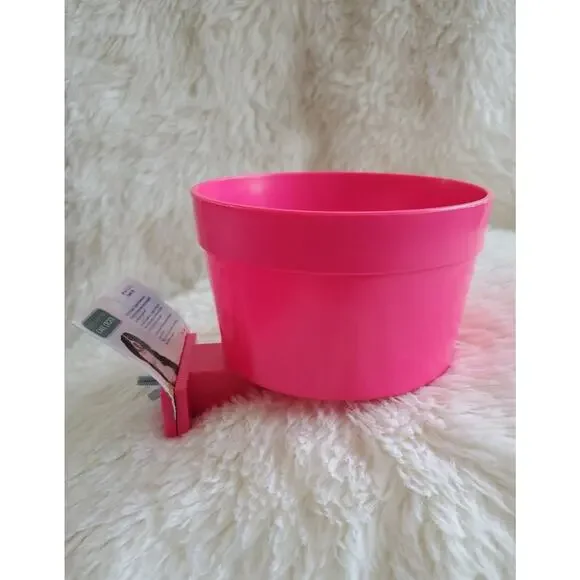 Dog Carrier Cage Crock Pink Colored 40oz Lixit - BRAND NEW!