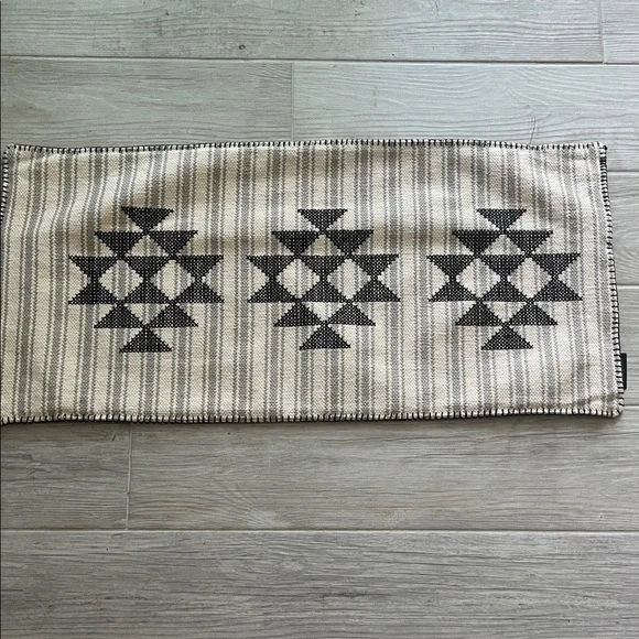Pendleton Lyons cross stitch lumbar pillow cover striped Geo embroidered gray