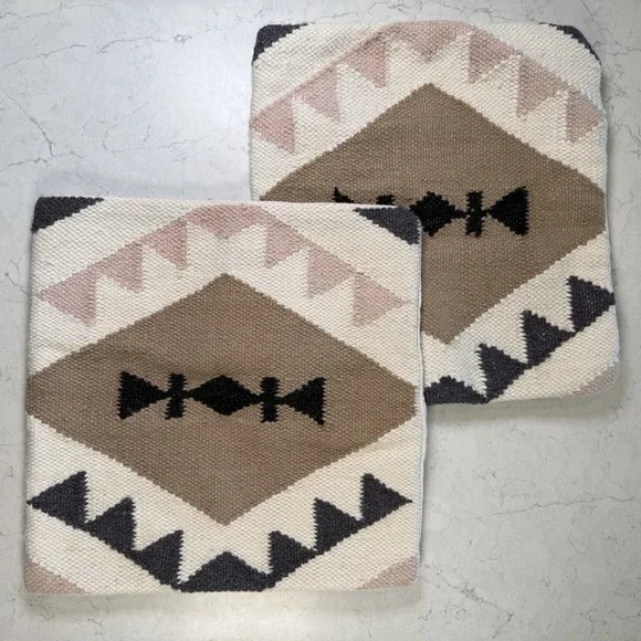 2 Vtg Kilim Pillow Covers India southwestern bohemian Aztec Rustic 18