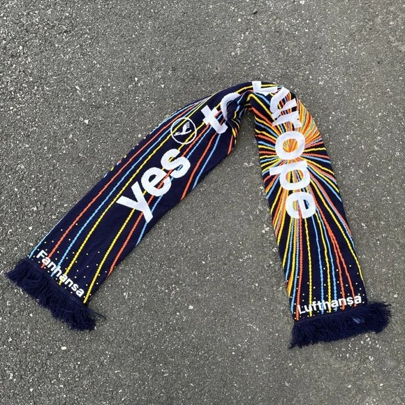 Vintage Lufthansa Yes to Europe Official Scarf Adult