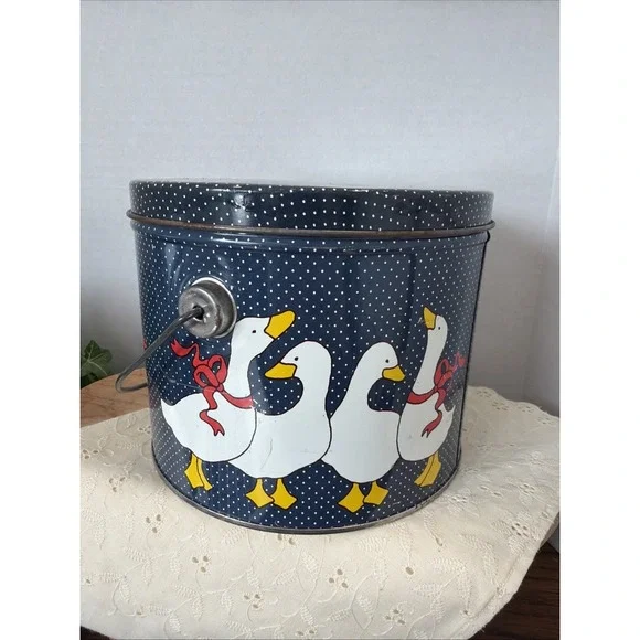 Vintage 1986‎ Howard Design Goose Tin Bucket Blue Polka Dot Farmhouse