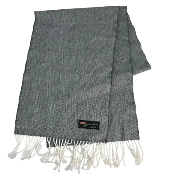 Gray Herringbone 100%‎ Cashmere Scarf Wrap Scotland Fringe 12