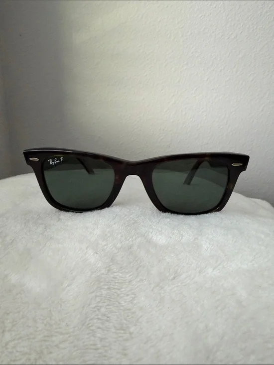 Ray-Ban Brown Tortoise Frame Sunglasses with Green Lenses