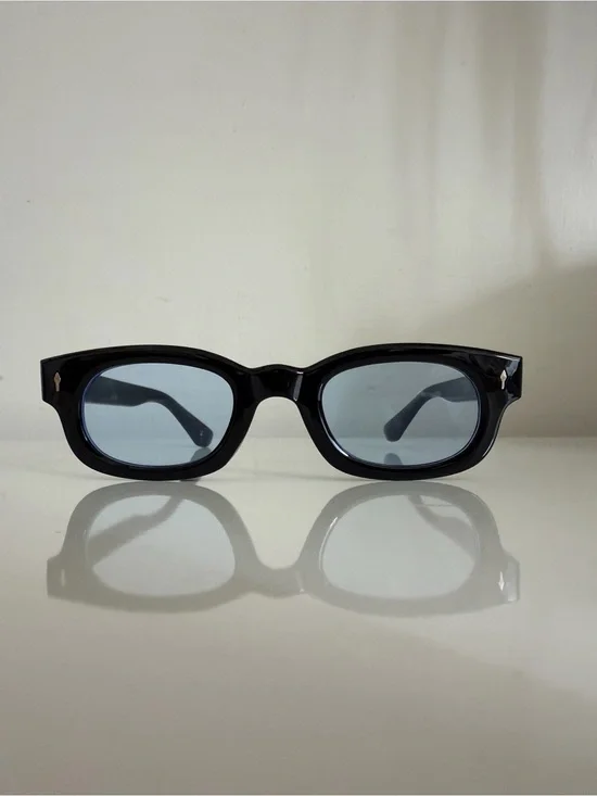 Black Rectangle Frame Sunglasses with Blue Lenses