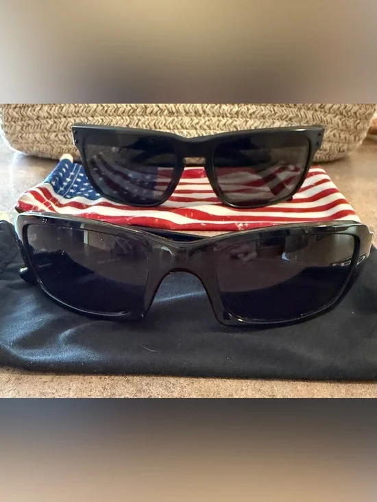 Men’s Vintage Oakley Sunglasses