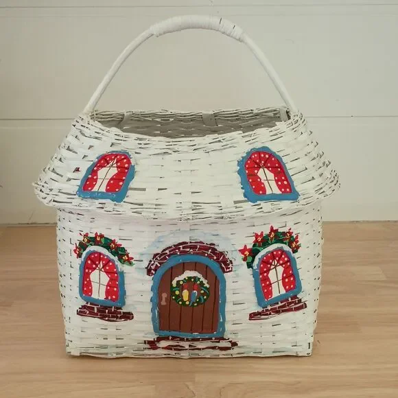 Vintage Woolworth Wicker Center Painted White Cottage House Country Basket
