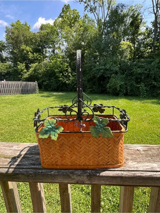 Woven Brown Basket Planter with Decorative Leaf Trim