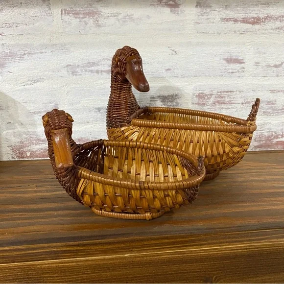 Vintage Wicker Nesting Ducks Baskets