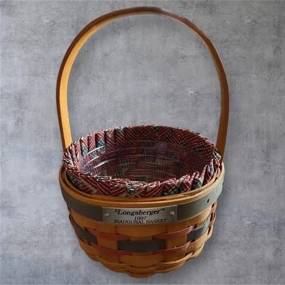 1997 Longaberger Inaugural Basket with protector and liner