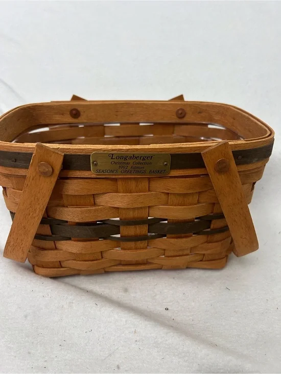 Longaberger 1992 Edition Christmas Collection Season’s Greeting Basket