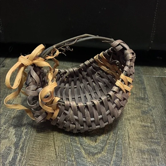 Small Hand Woven Egg Buttocks Gathering Basket Gods Eye‎ 6x6x4 Primitive
