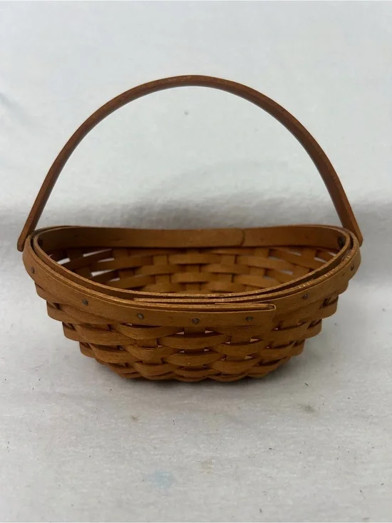 Longaberger  2006 Vintage Small Basket