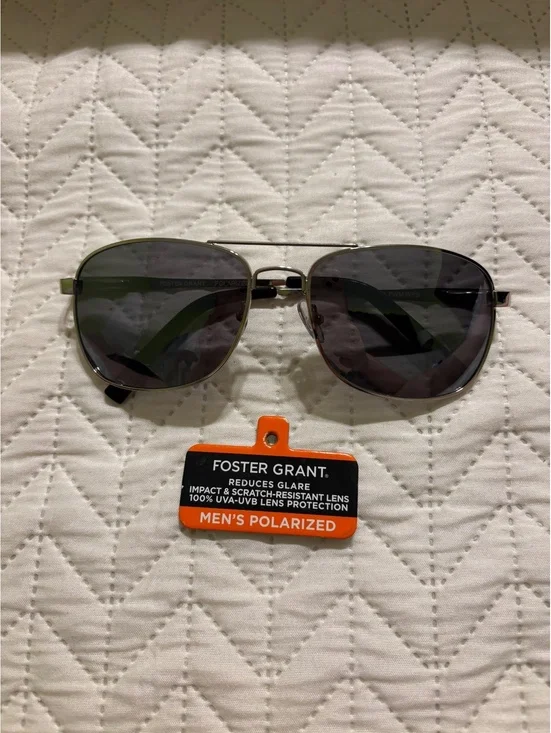 #26 Foster Grant Men's Polarized Sunglasses