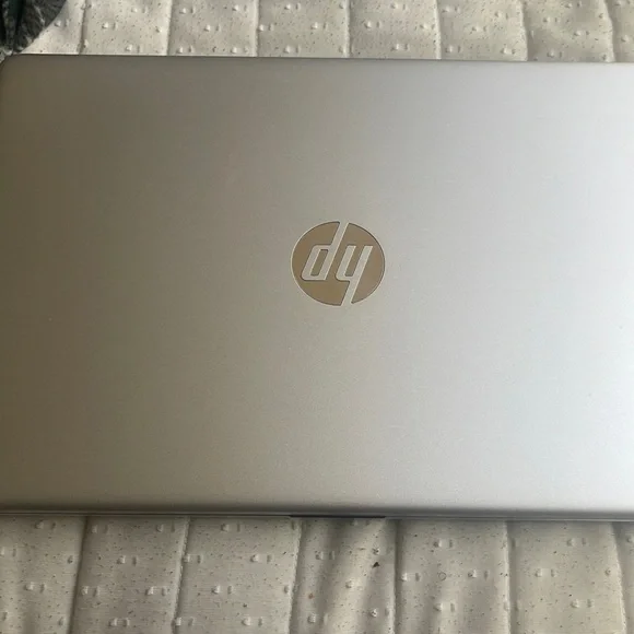brand new laptop for sell 800 11th gen.
