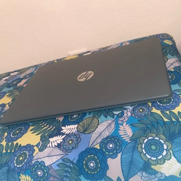 Used/ like new condition. Could use new battery for longer charge life.