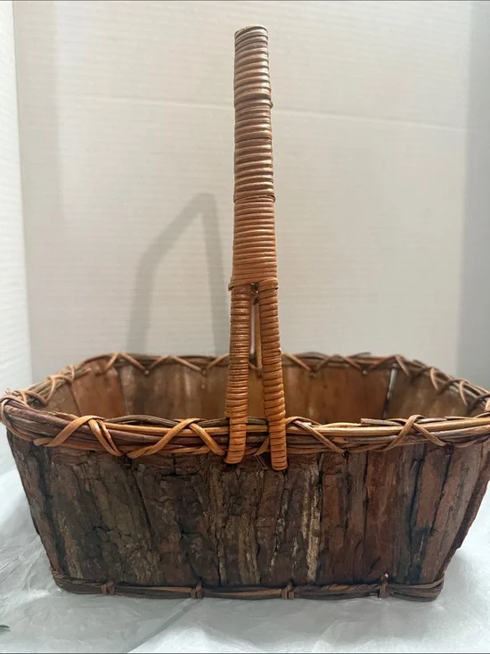 Rustic Brown Woven Bark Basket with Handle - Home Accents