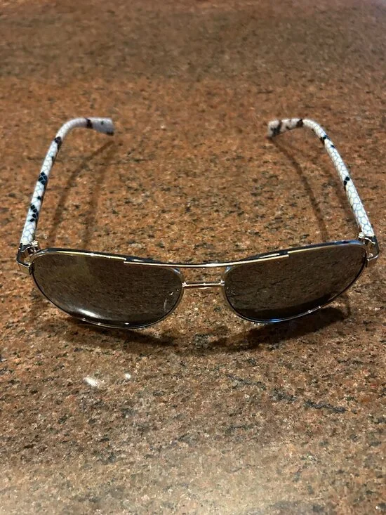 Mirrored Silver Rims Sunglasses - NWOT