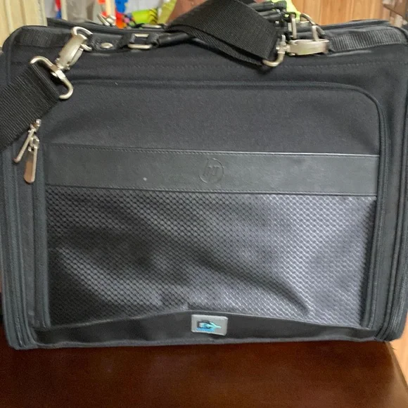 Laptop bag