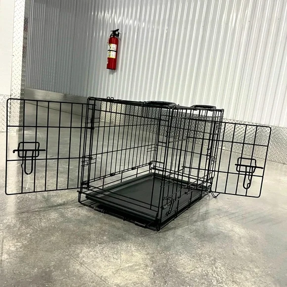 Small double door folding dog crate negotiable