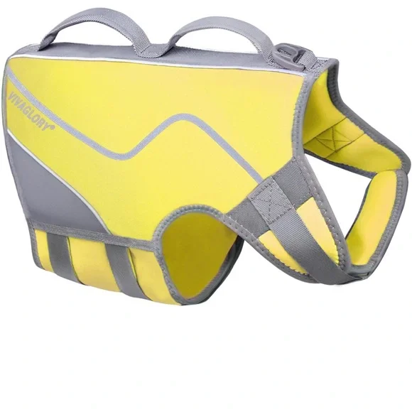 Dog life jacket size large Never Used still has tags