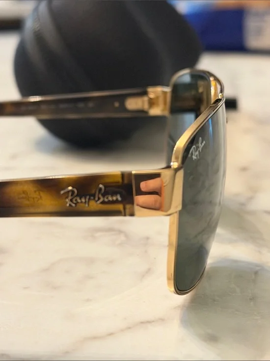 Ray-Ban Gold Frame Tortoise Temple Sunglasses with Green Lenses