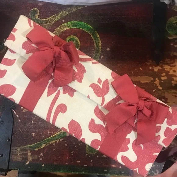 ▪️Decorative Canvas Covered Box