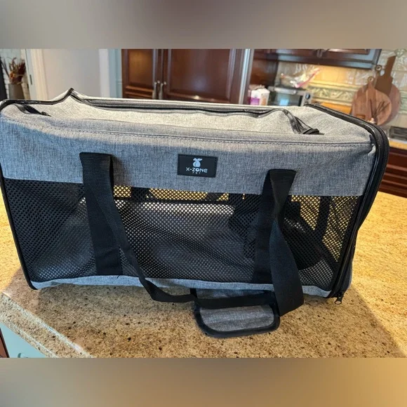 XZONE COLLAPSIBLE PET CARRIER!