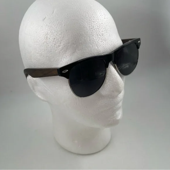 Unisex Bamboo Handmade Wooden Designer Sunglasses