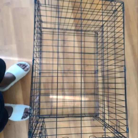 Dog kennel