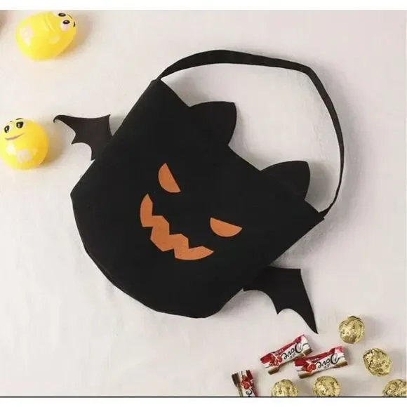 Brand New Spooky Bat Halloween Trick or Treat Soft Canvas Candy Bucket Basket