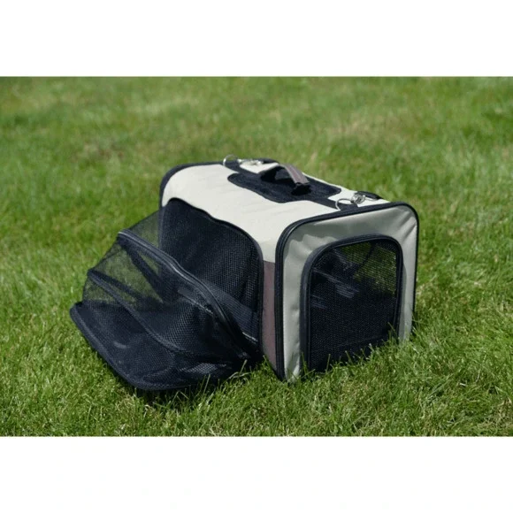 🐶 Expandable Airline-Approved Pet Carrier 🛫