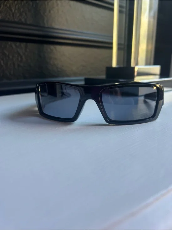 Oakley Gascan Sunglasses Polished Black Frame Lens 03-471. 60👁️16