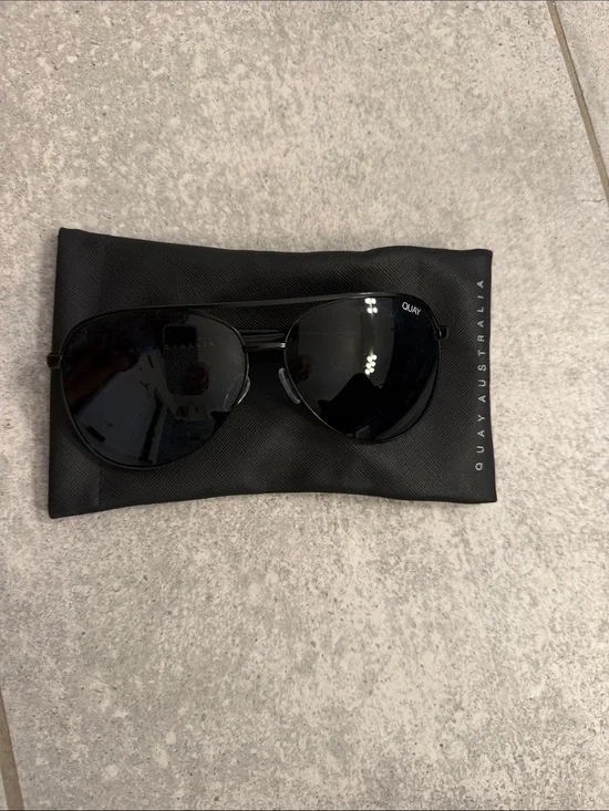 Quay Australia Black Aviator Sunglasses with Dark Lenses