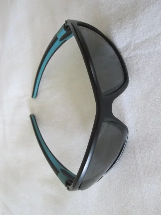 Piranha Sunglasses, Polarized, Turquoise /  Black