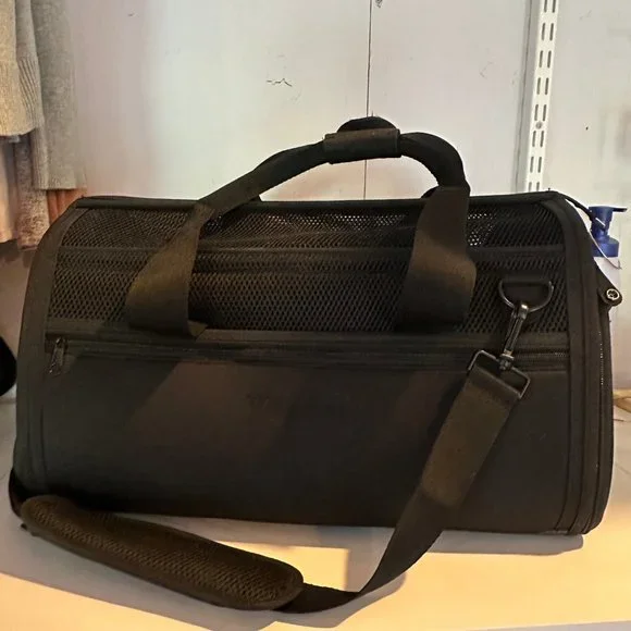 Wild One | Black Dog Carrier