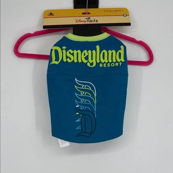 Disney Tails Disneyland Resort Spirit Jersey Dog Shirt Size S NWT