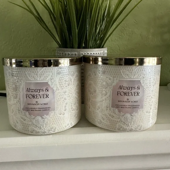 Bath & Body Works White Candle Holder with Metallic Accent