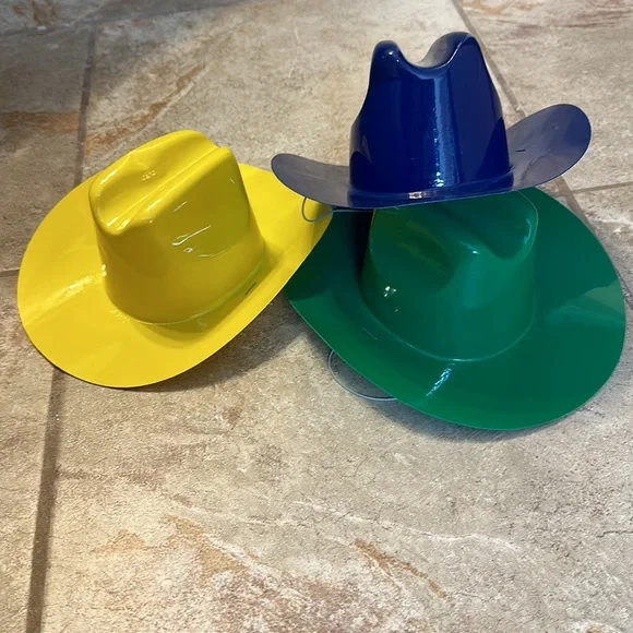 Doggie cowboy hats retro 1999-2000 made in USA worn by Scottie yellow blue green