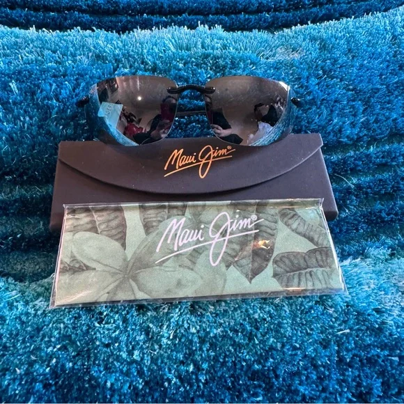 Maui Jim Ho’okipa Readers 2.5 Gloss Black Rimless Polarized Sunglasses
