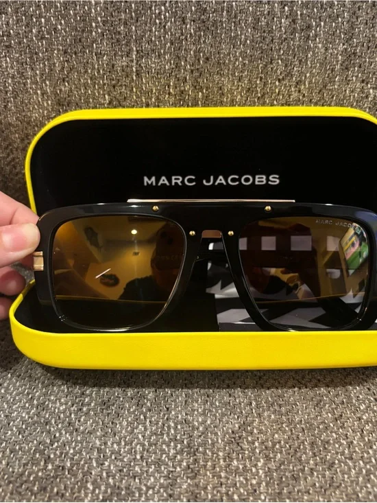 Marc Jacobs Black and Gold Frame Sunglasses with Gold Tinted Lenses