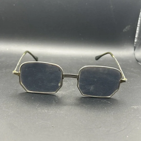 Vintage Foster Grant Sunglasses ff77 Square Frames To Make You Look Cool