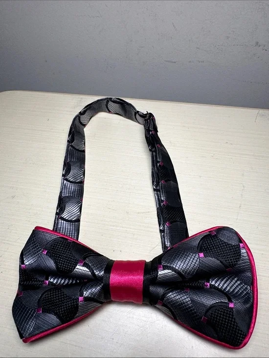 Black & pink and dark gray Patterned adjustable Bow Tie