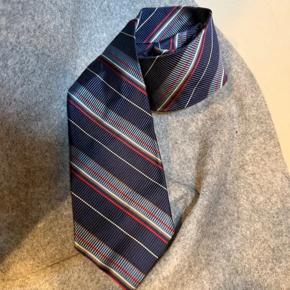 Hickey Freeman Mens Silk Cotton Striped Tie Navy Blue Red Gold Woven in England