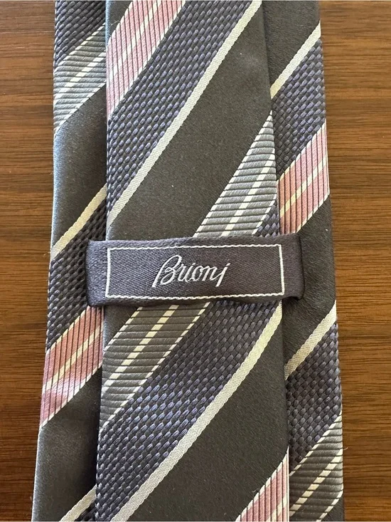 Brioni Striped Silk Tie in Gray and Pink Accent