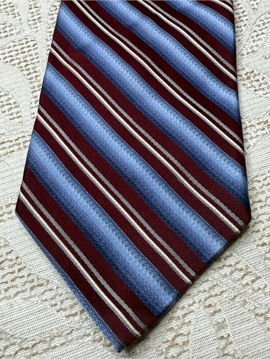SCREENPLAY MARTIN WONG Men's Burgundy and Blue Striped Silk Tie