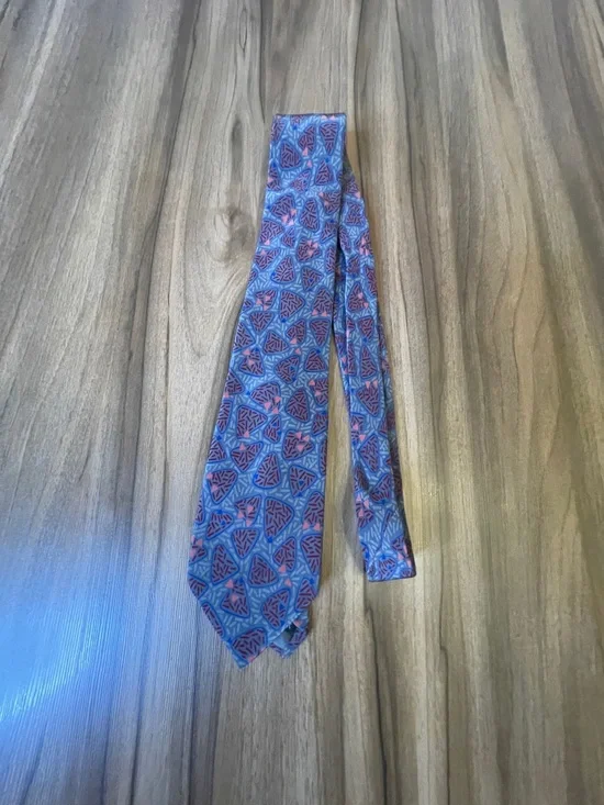 Yves Saint Laurent Blue and Pink Patterned Silk Tie