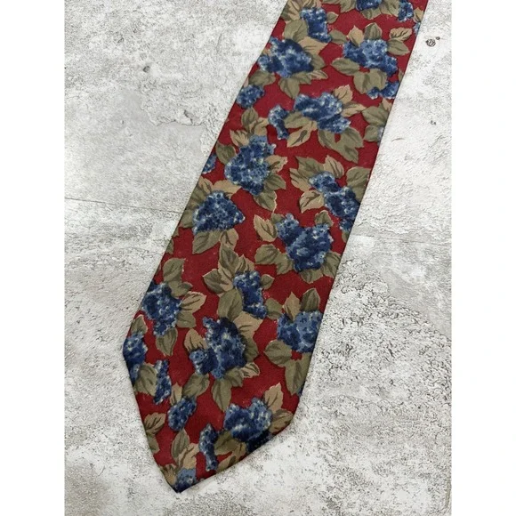 Christian Dior Necktie Mens OS Red Floral Silk Made in USA