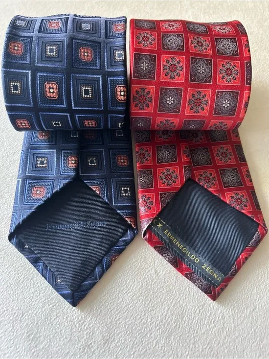Ermenegildo Zegna Lot of 2 Luxury Silk Ties Neckties Blue and Red Italy Designer