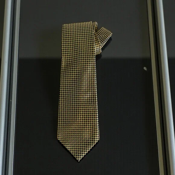 New! Ralph Lauren Silk Hand Finished Tie