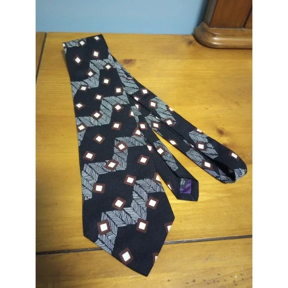 Perry Ellis Portfolio Men's 100% Silk Neck Tie 58 inches long‎